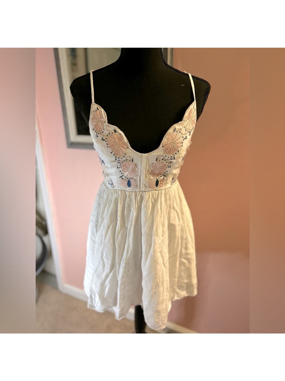 Daisy Petal Pickin' Ivory Embroidered Dress